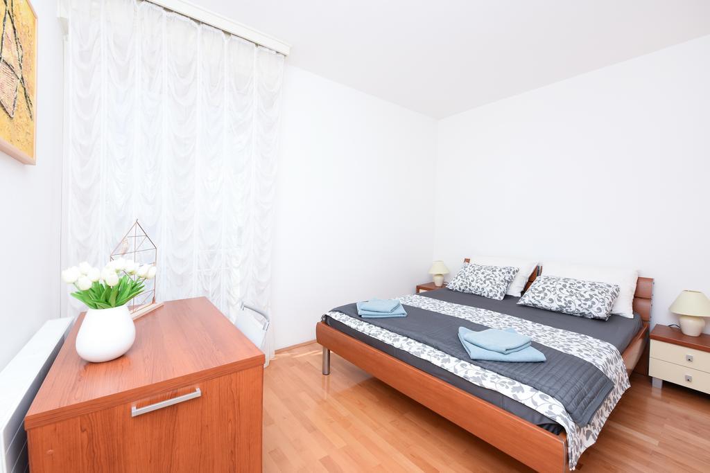 Apartment Jelena Zadar Exterior photo